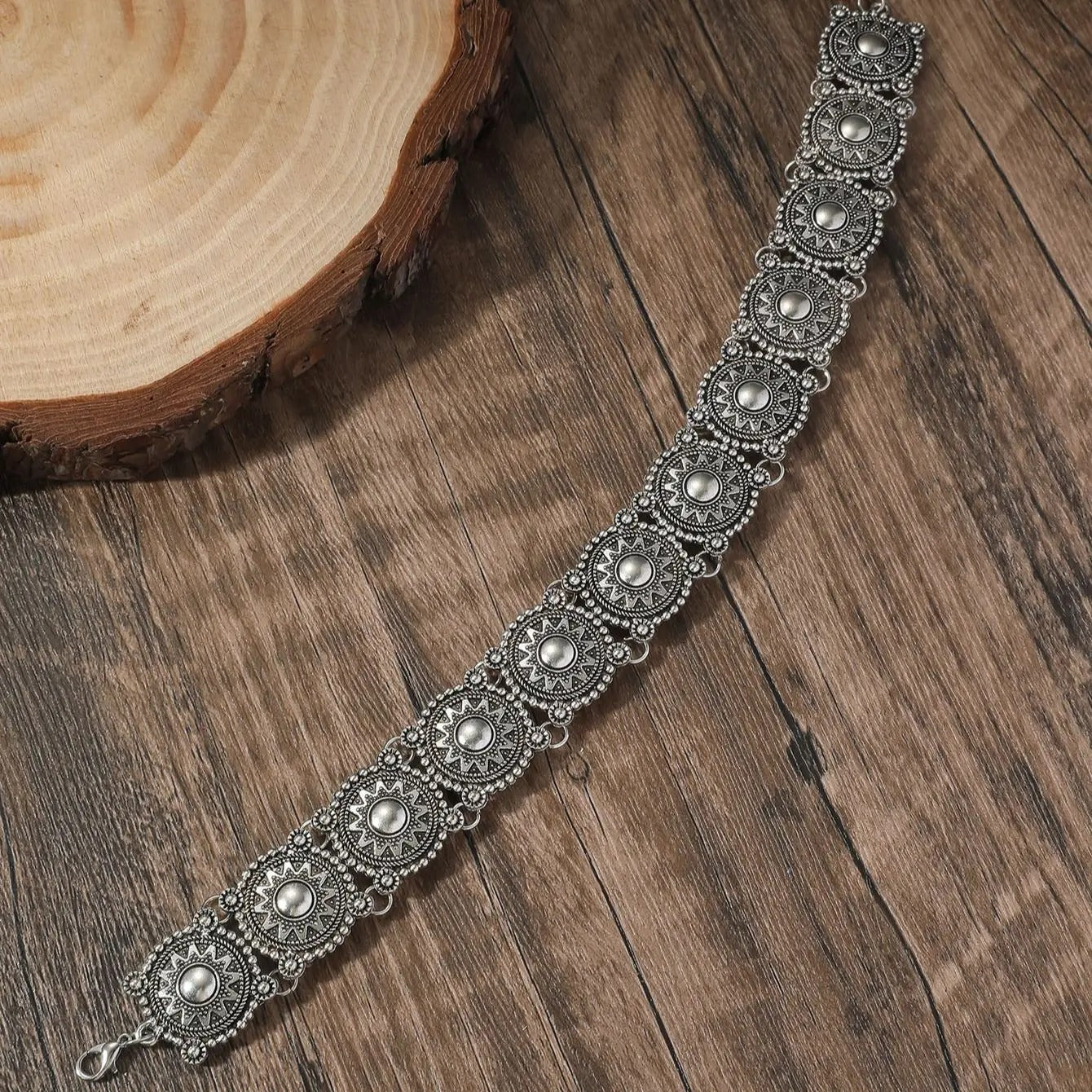 Soleil Western Choker