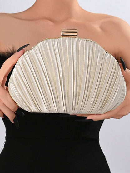 Pearl Shell Clutch