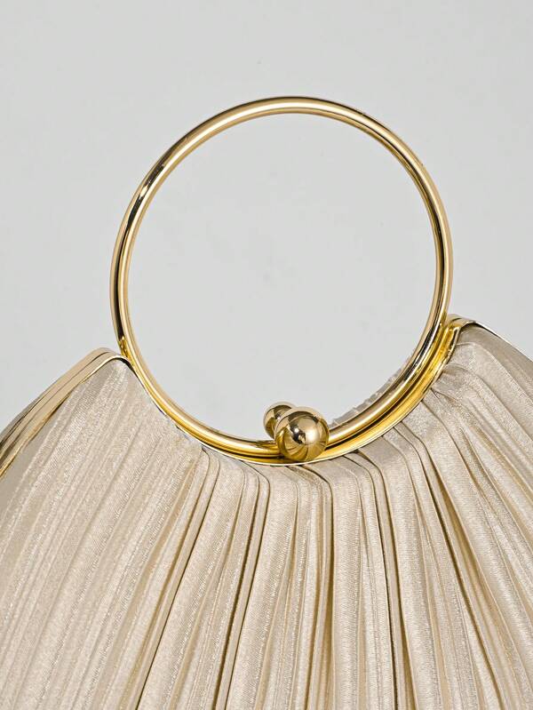 Aurora Ring Clutch