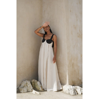 Noir Épure Dress